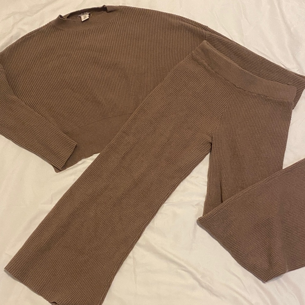Sincerely Jules Brown Ribbed Wide Leg Set